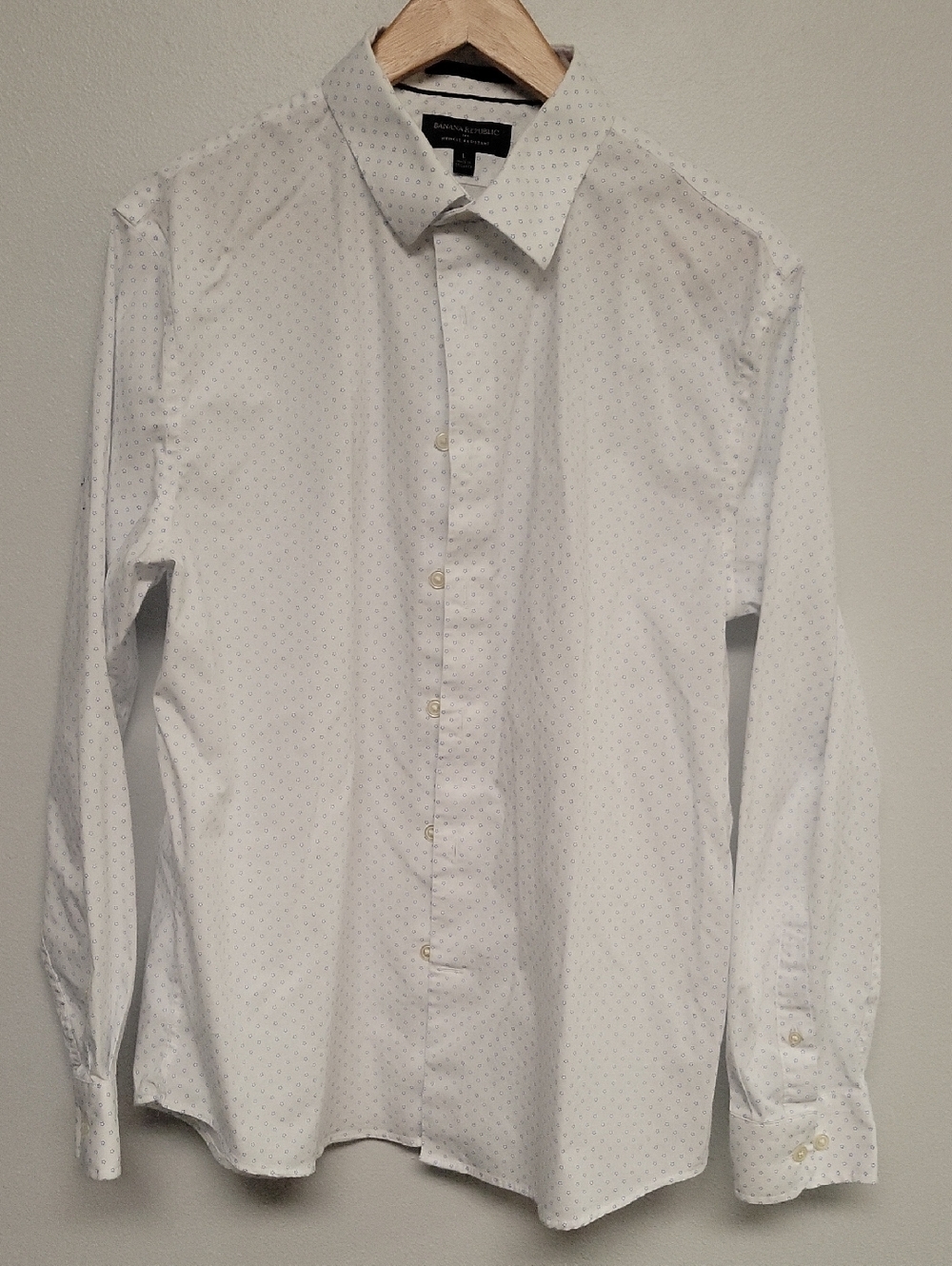 Banana Republic Wrinkle Resistant White Floral Dot-Print Long Sleeve Dress Shirt